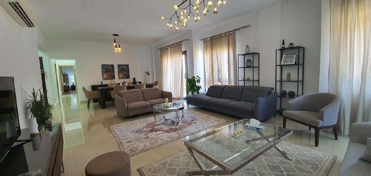 Ultra Super Lux Apartment for sale in Fifth Square